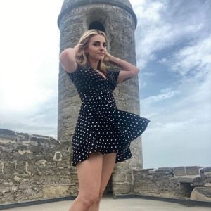 Meet your Posher, Hailey